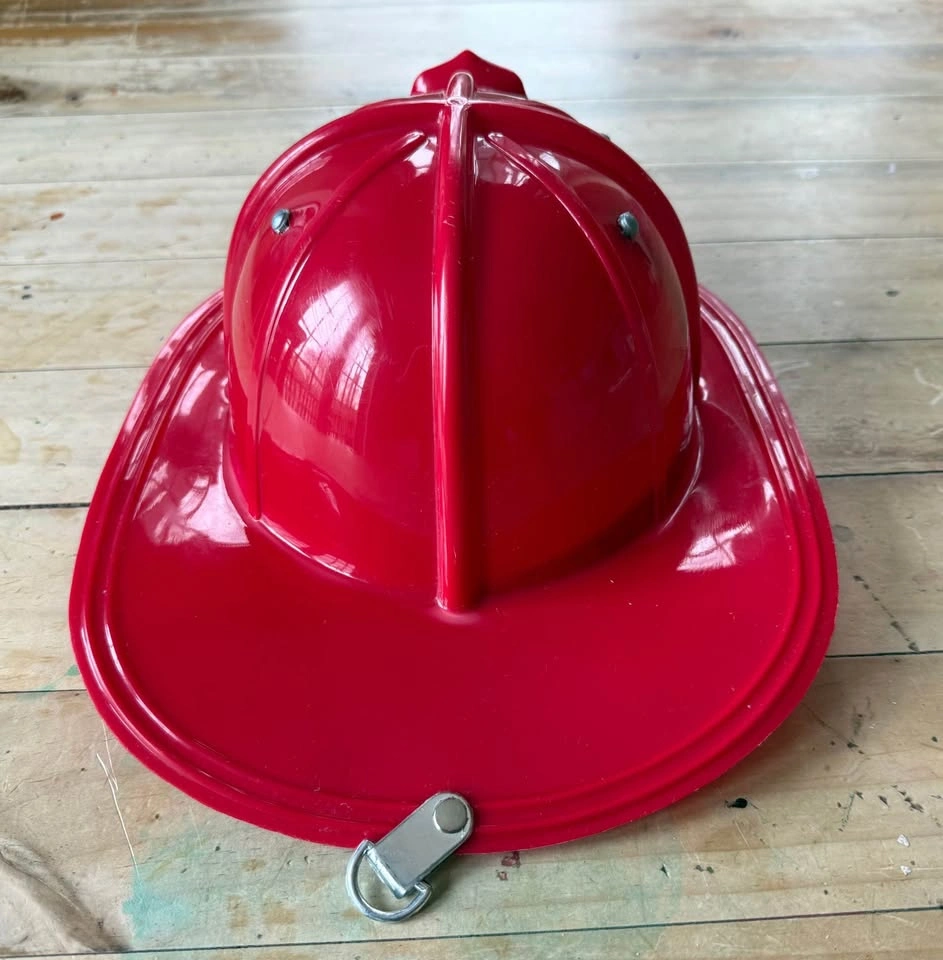 Aeromax Junior Firefighter Helmet - Like New - photo 4