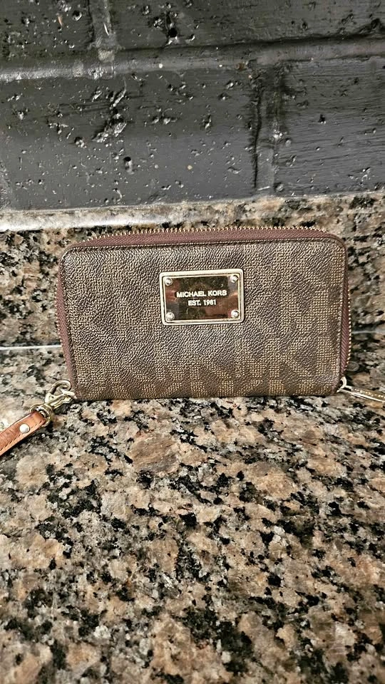 Woman brown wallet