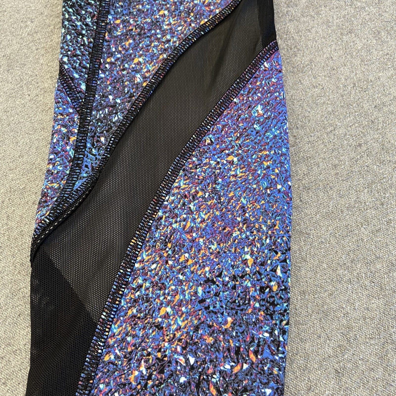 Lululemon Women's Leggings Lot of 2 Size 4 - photo 4