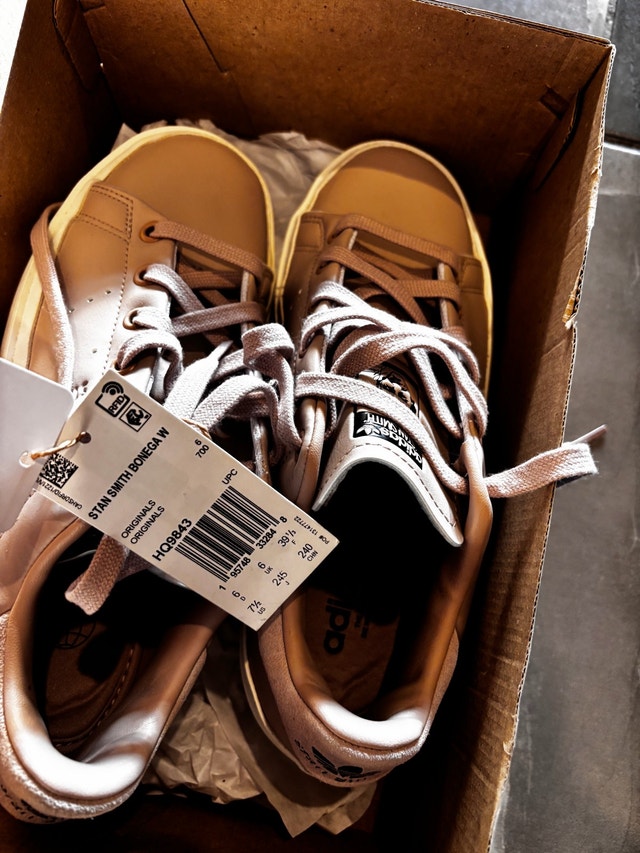 Adidas Stan Smith Size 7.5 - photo 4