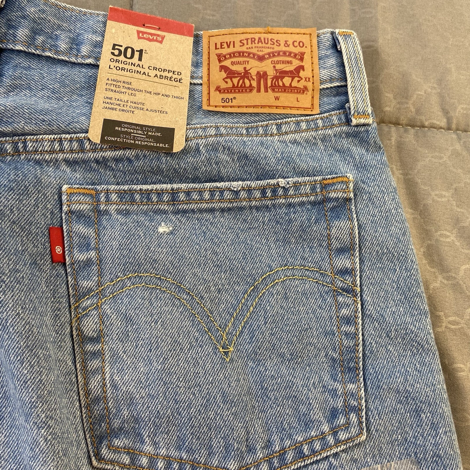 Levi's 501 Cropped Jeans Men's 32x28 Light Distressed Button Fly
