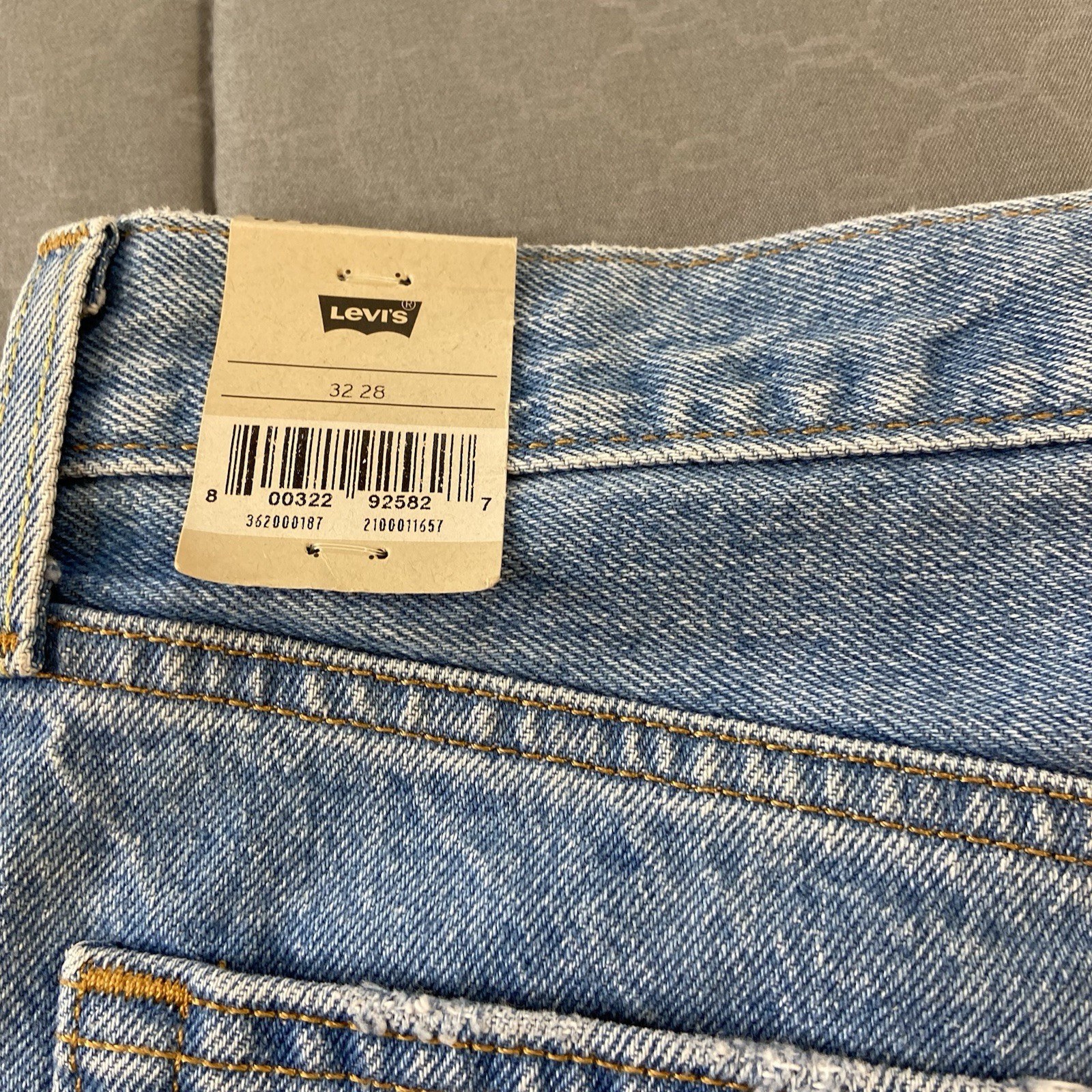 Levi's 501 Cropped Jeans Men's 32x28 Light Distressed Button Fly - photo 4