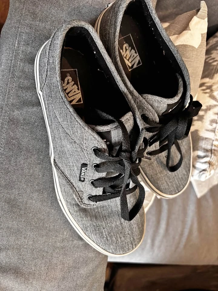 Vans Atwood Grey Canvas Youth Size 6