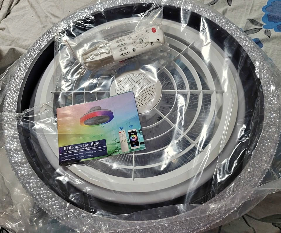 NEW Fan Light