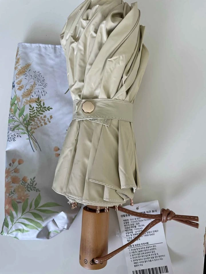 Creamy floral umbrella - photo 2