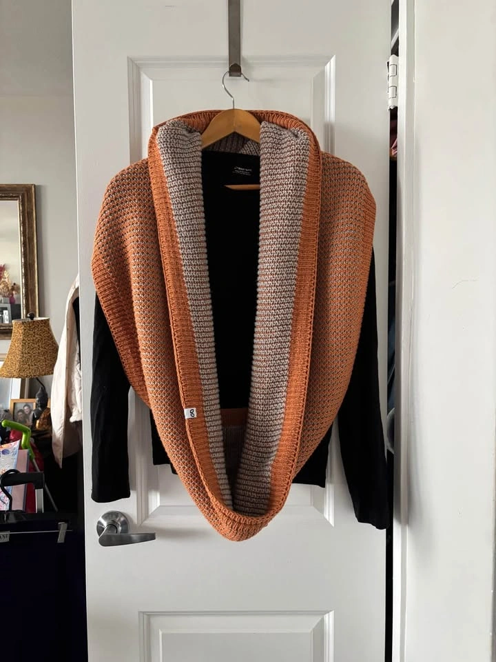 New price! Knit shawl/wrap - photo 2