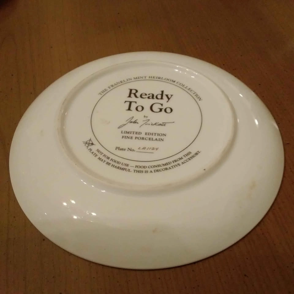 Franklin Mint Ready to Go Labrador Dog Plate - photo 4