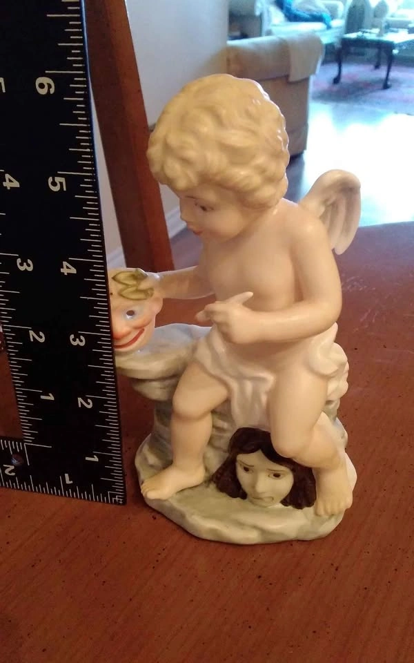 Vintage Doulton porcelain Cherub of the Arts 1983 figurine - photo 4