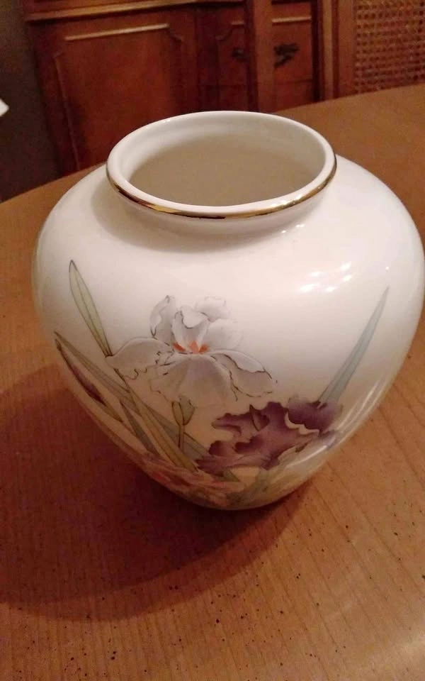 Iris Bouquet Vase White & Purple-Otagiri Japan