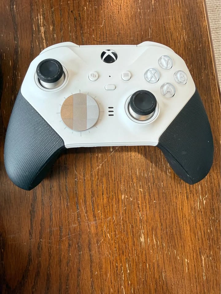 Xbox Series S 512GB + Accessories - photo 3