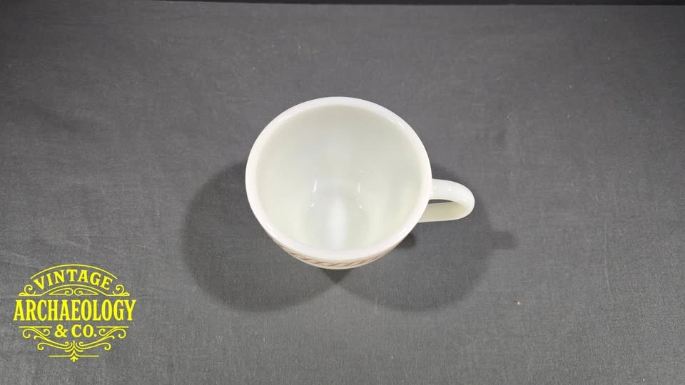 Set of 3 Pyrex Milk Glass Coffee Cups with Gold Scroll Pattern - photo 4