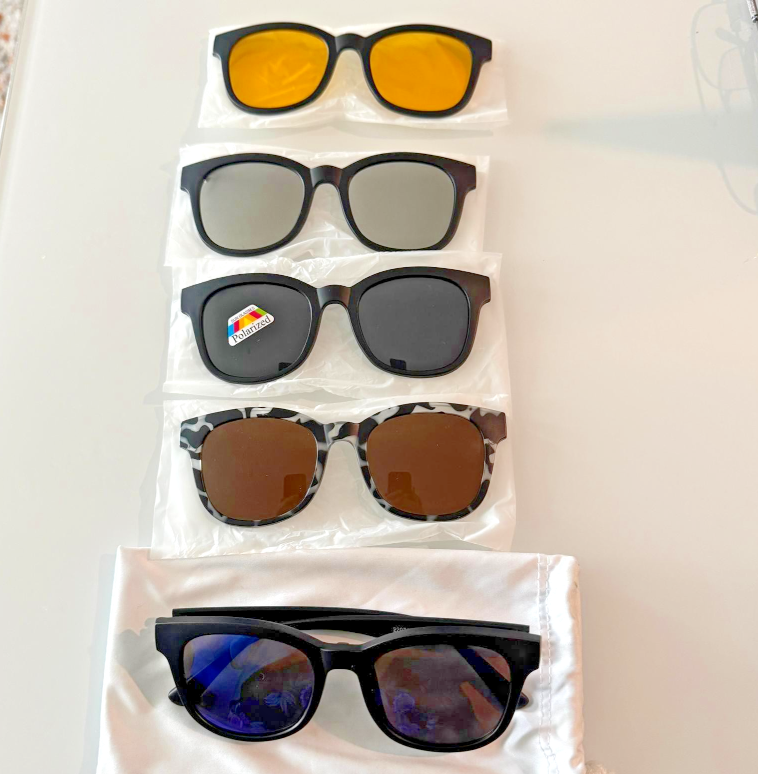 Magnetic 4-in-1 Clip-On Sunglasses Set - Square Frame, Polarized - photo 2