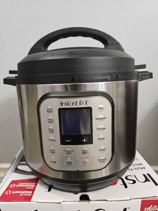 Instant Pot 7-in-1 Multi Cooker