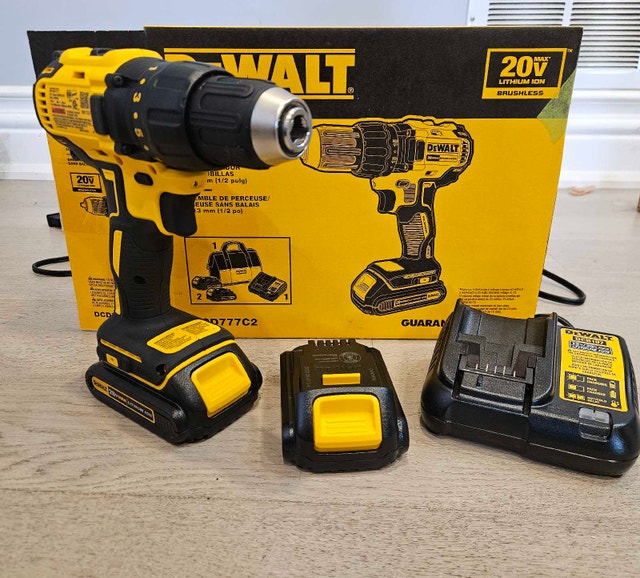 DeWalt 20V Brushless Drill Driver Kit 2 Batteries - Moving sale!