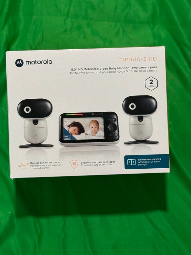 Motorola Baby PIP1610 HD 5" Video Baby Monitor w/ 2 Cameras