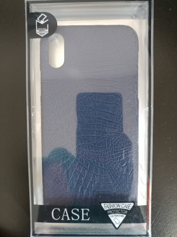 Brand New iPhone X/XS Hard Case, Smooth PVC Leather Design - photo 2