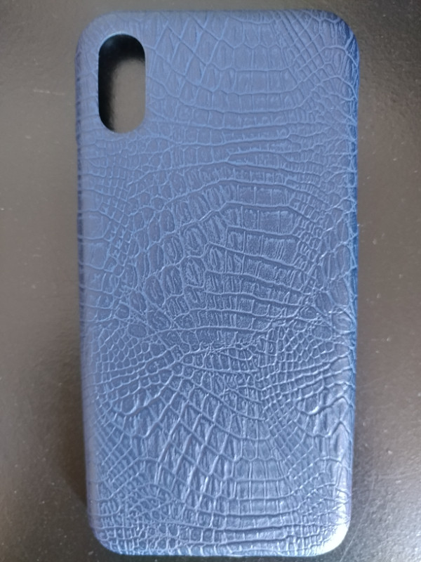 Brand New iPhone X/XS Hard Case, Smooth PVC Leather Design - photo 4