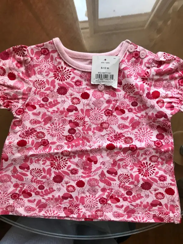 BRAND NEW Baby Girl's Top with tags 6-12 months old