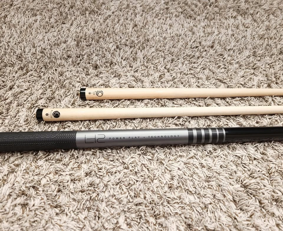 Lucasi Hybrid LHC17 Pool Cue