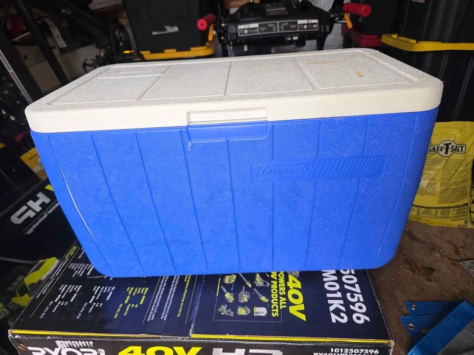 Coleman Chiller 48-Quart Hard Cooler - photo 2
