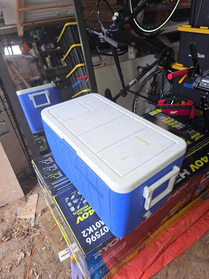 Coleman Chiller 48-Quart Hard Cooler - photo 3