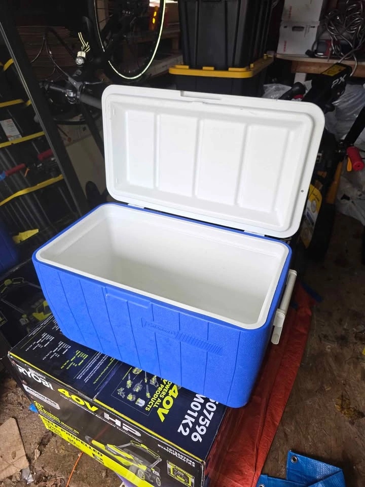 Coleman Chiller 48-Quart Hard Cooler - photo 4