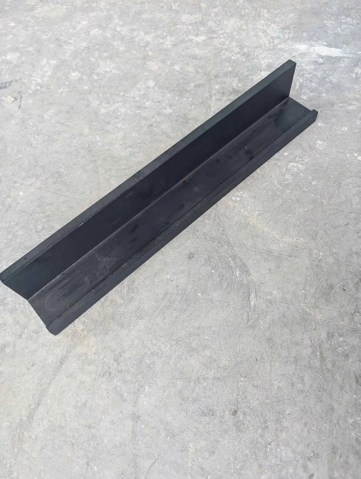 Plastic Shelves - photo 3