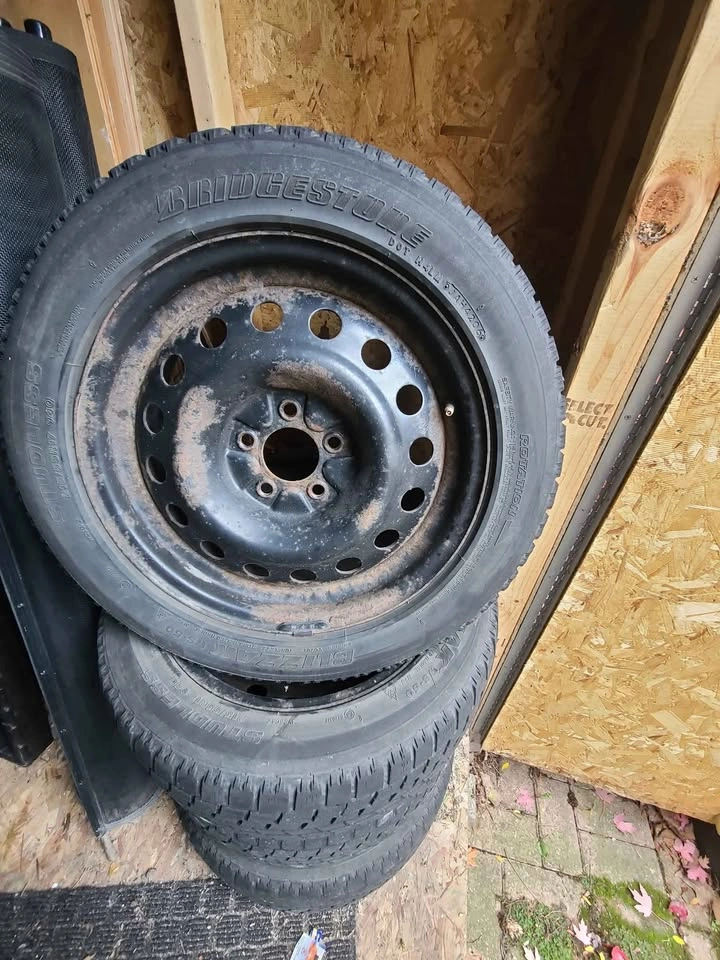 Winter Tires off 2013 Accord 215/55 R17 - photo 2