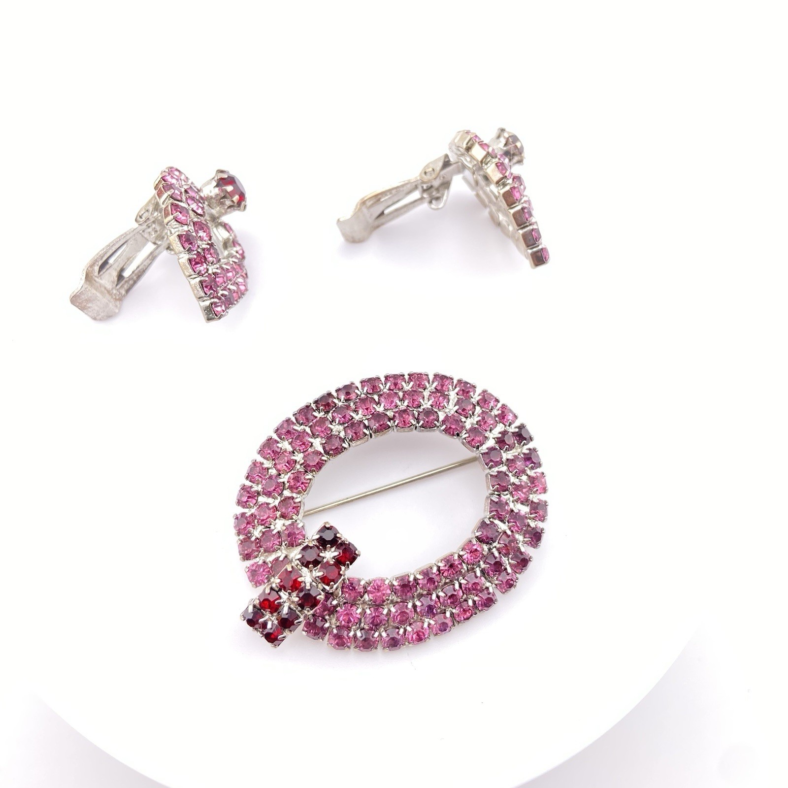 Vintage Rhinestone Jewelry Set – Pink & Red Brooch with Clip-On - photo 3