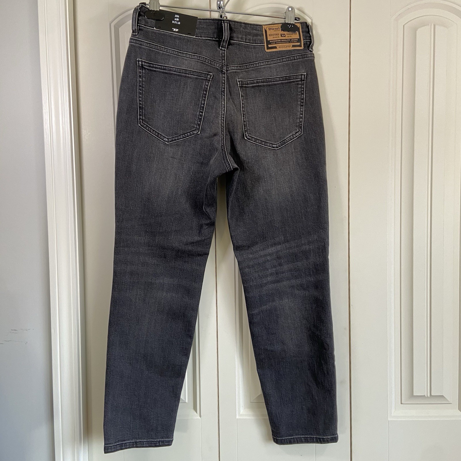 Diesel D-JOY-R Slim Jeans W27 L30 - New With Tags - Faded Black/ - photo 4