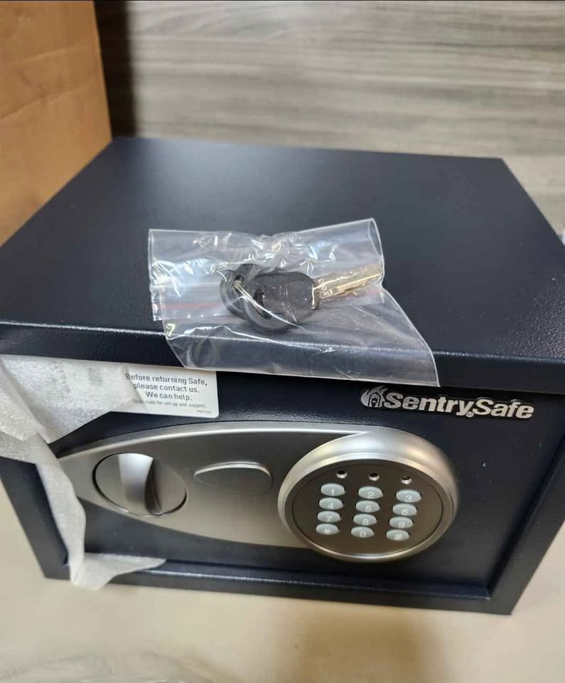 SentrySafe X055 Security Safe with Digital Keypad - photo 2