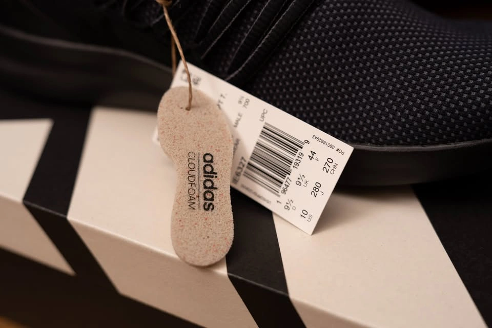 Adidas Lite Racer Adapt 7.0 Shoes - Size 10 US - New with box - photo 5