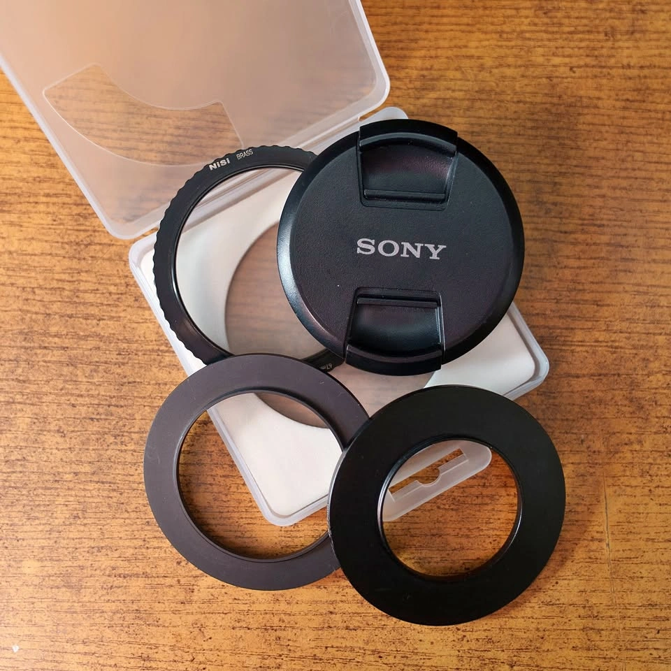 NiSi 67-77mm Step Up Ring + Sony 77mm Lens Cap