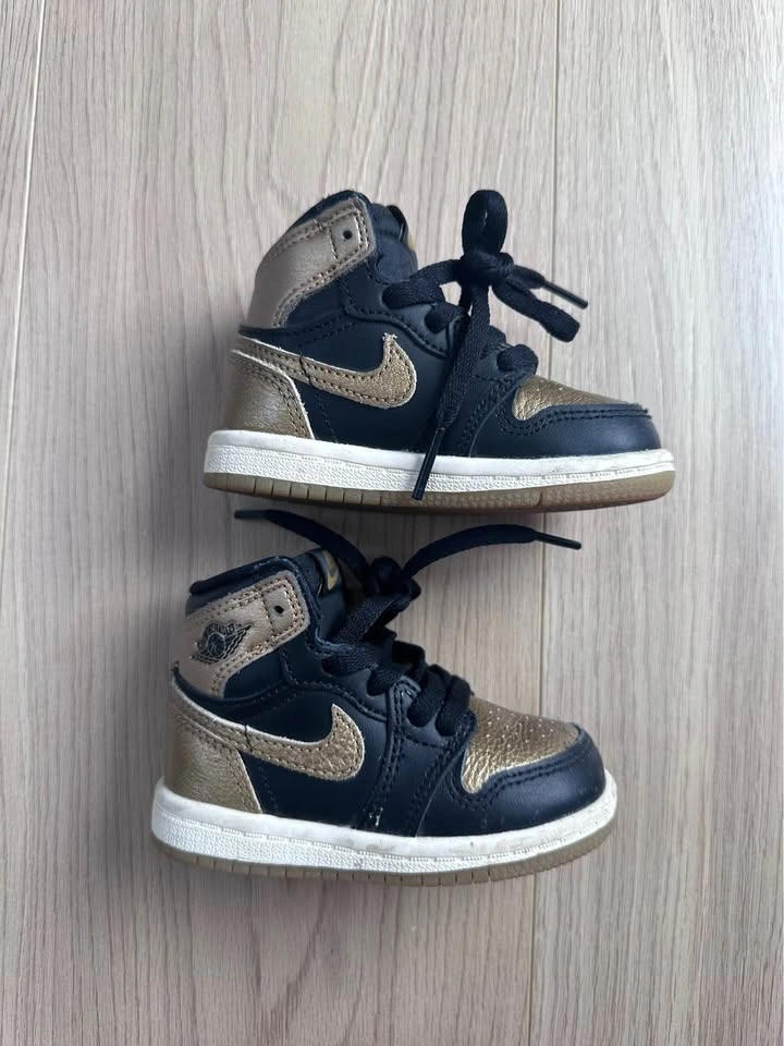 Toddler Jordan Shoes size 5C - photo 2