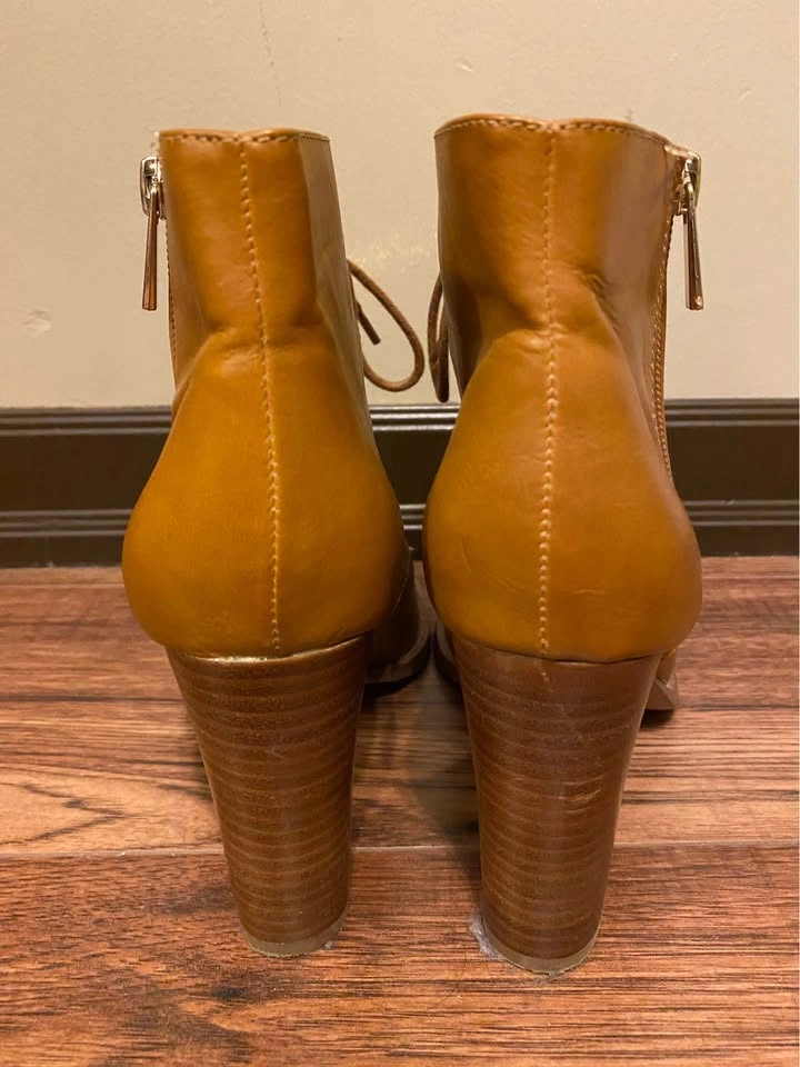 Aldo Ladies Boots Size 7 - photo 3