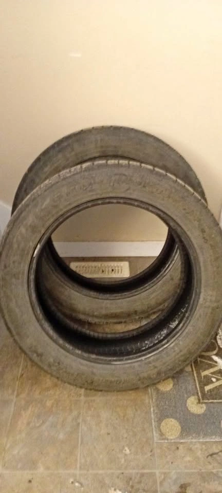 2x Falken Faklimate 235/55/R19 All Season Tires