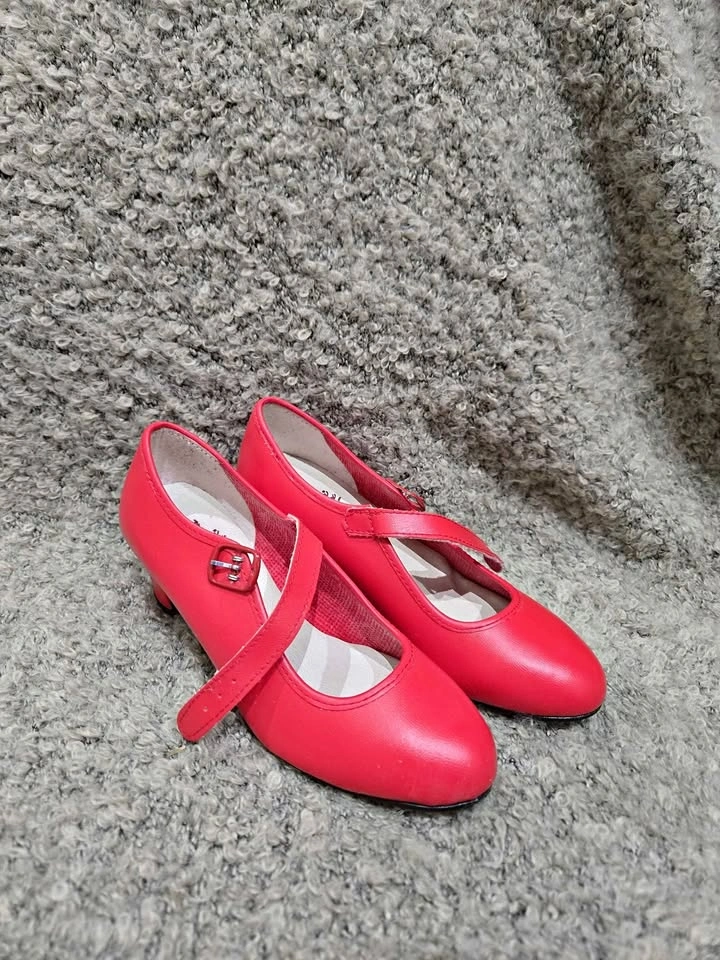 Kids flamenco shoes euro size 33