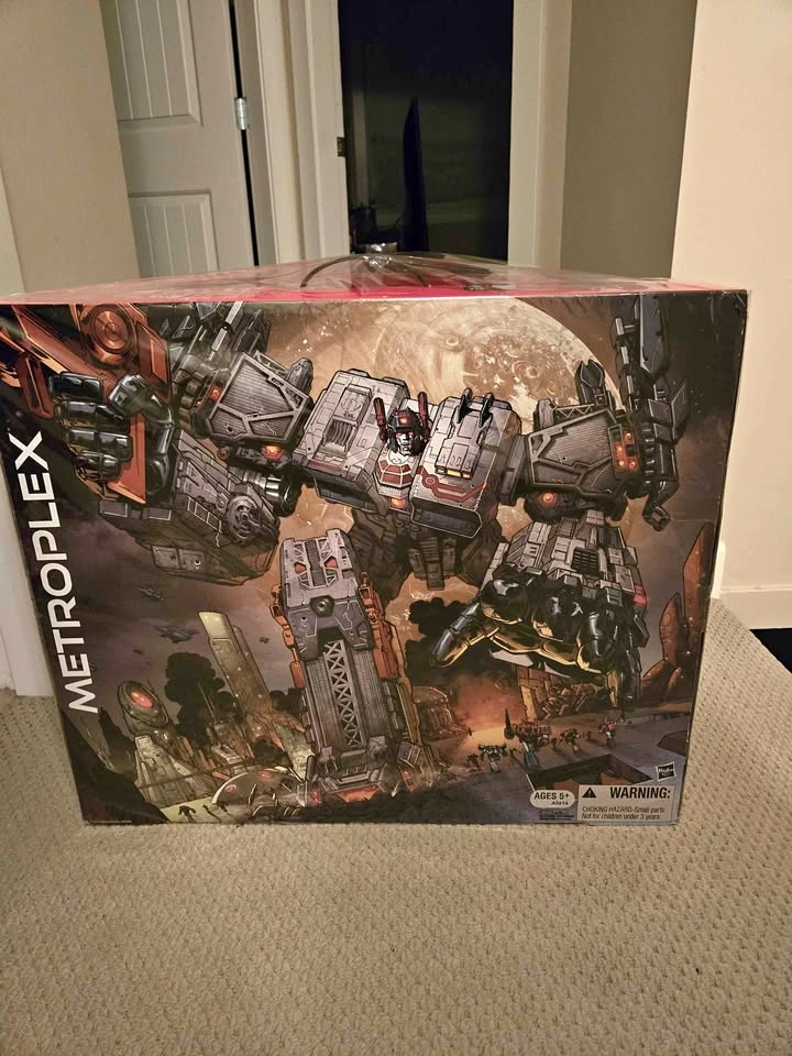 (Rare!) MiSB 2013 Titan Class Chrome Face & Legs Metroplex