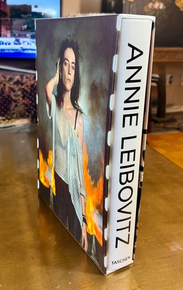 Annie Leibovitz: Portraits Coffee Table Book - photo 2