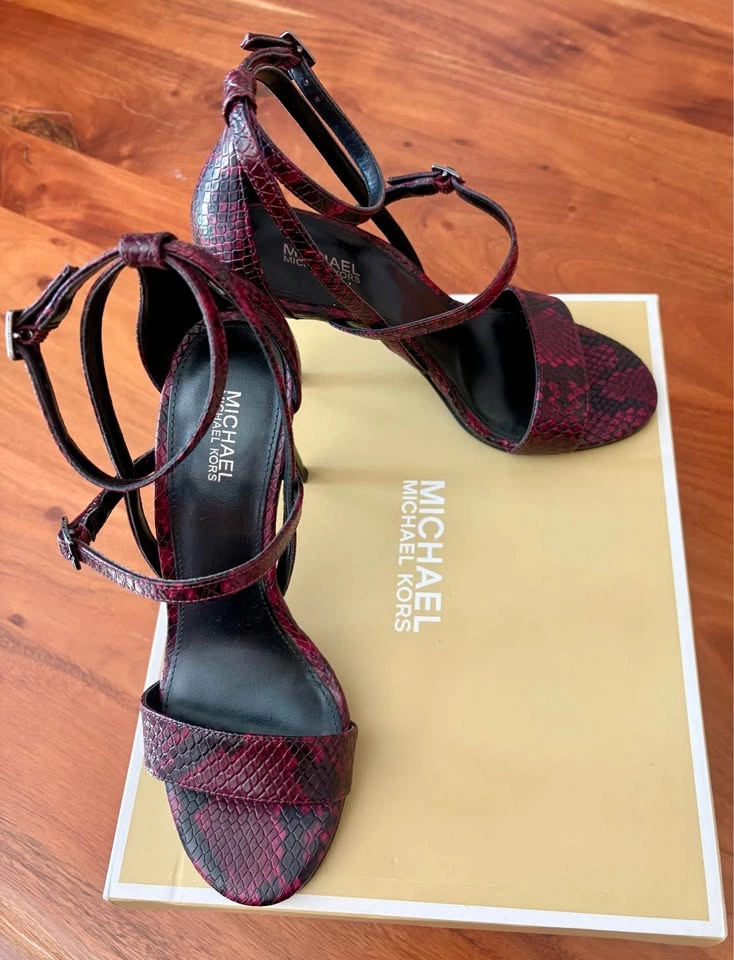 Michael Kors Sandals - photo 3
