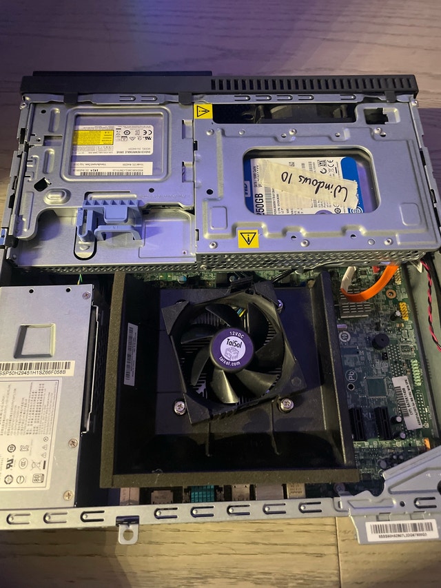 Lenovo ThinkCentre i3-6100 PC - photo 3
