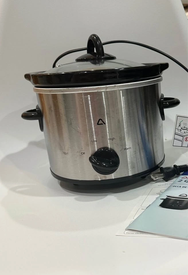 New 2 Quart Slow Cooker Crock Pot - photo 4