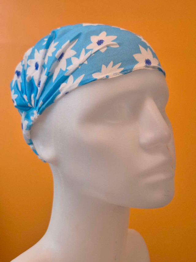 1 Dozen Women's Scarves - photo 2