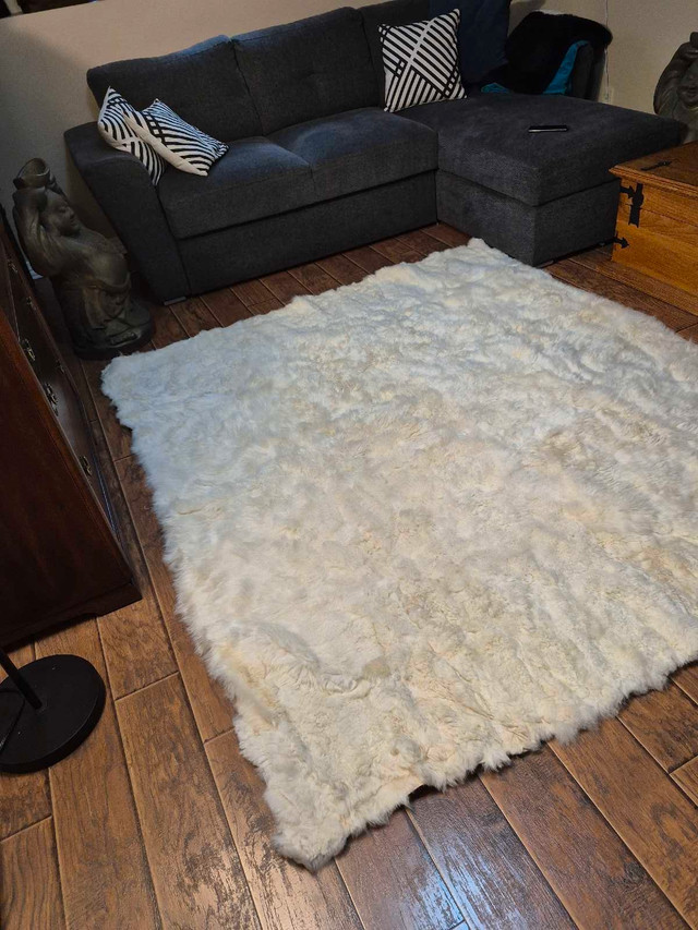 Alpaca Plush Fur Bedspread - photo 2