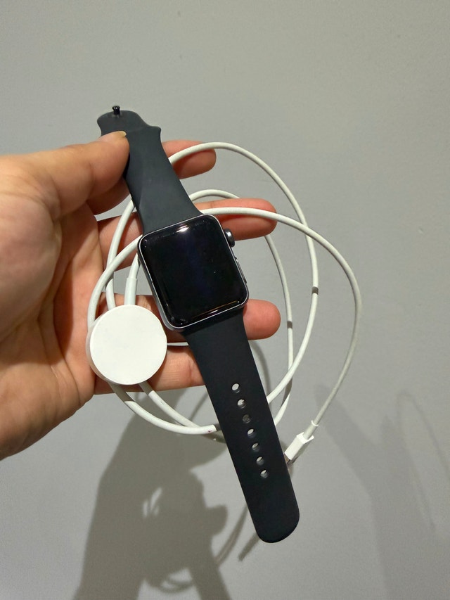 Apple Watch Series 3 (38mm) Black w/ Charger