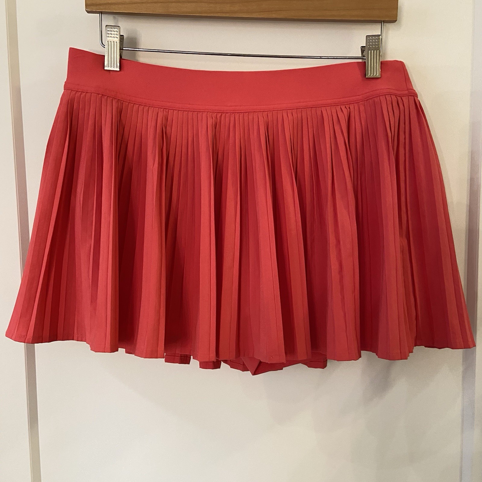 Lululemon Women's Pleated Skirt Skort Pink Size 10 Athletic Tenn