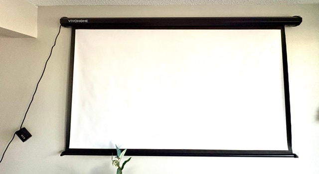 Motorized Projector Screen - 84-inch, 16:9