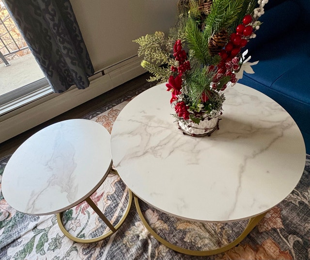 White Round Nesting Coffee Table with Gold Base