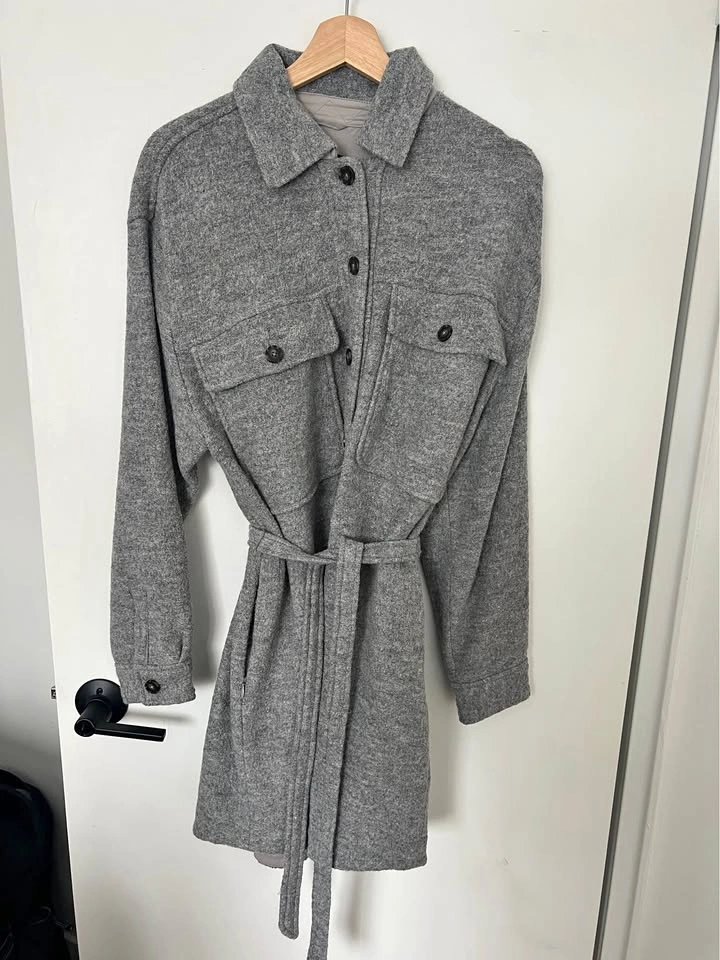 Frank & Oak grey shacket - small