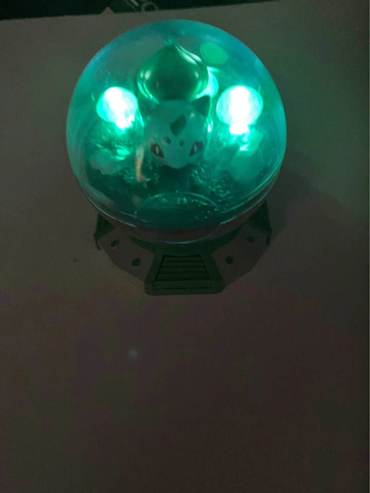2021 Pokemon Illuminated Terrarium Collection Bulbasaur